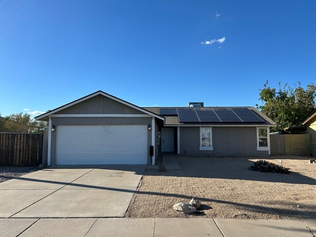 Building Photo - 6150 W Mauna Loa Ln Rental