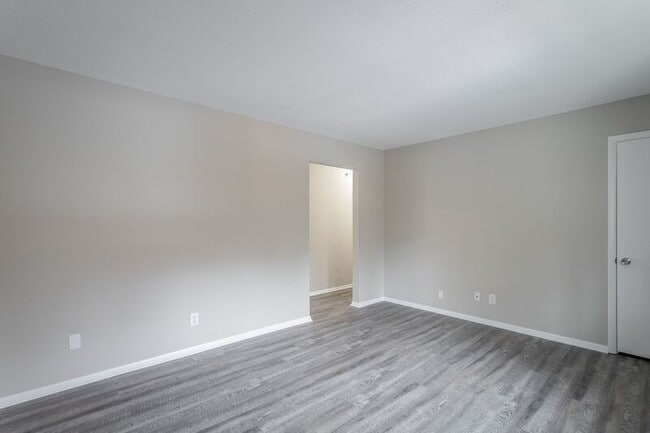 Photo - 113 Goodson Ave Unit 11