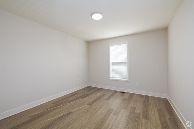 3BD, 2.5BA - 1,590SF - Primary Bedroom