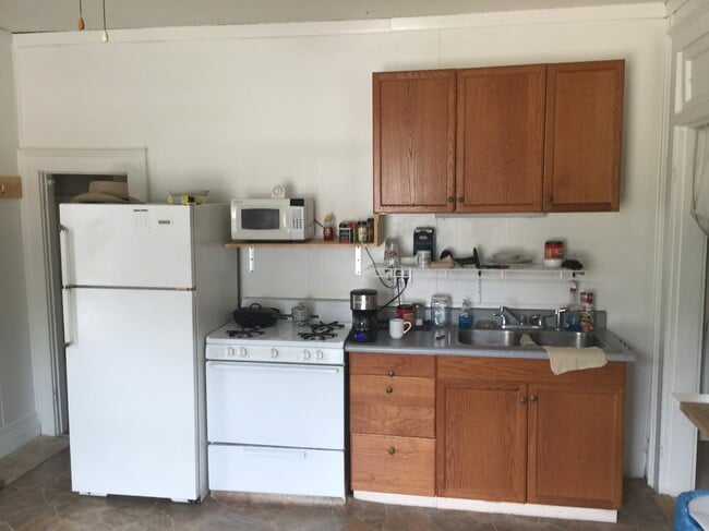 Photo - 812 W Main St