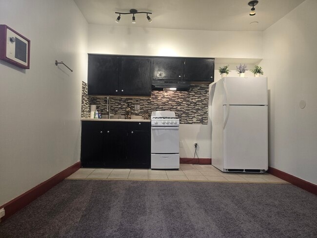 Photo - 1622 Bainbridge St Unidad 3F