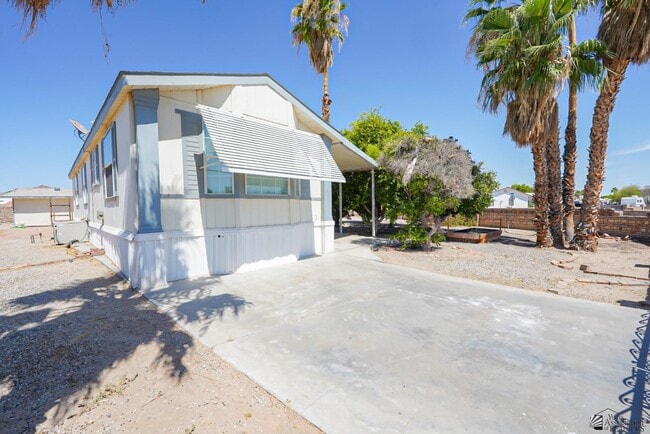 Photo - 12734 E 34th St House