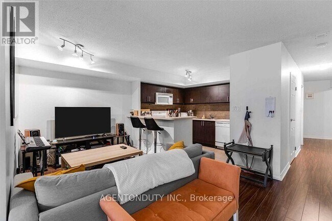 25 The Esplanade Unit 1122