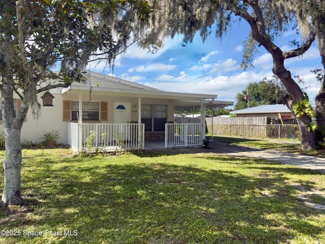 Building Photo - 4530 Coleridge Ave