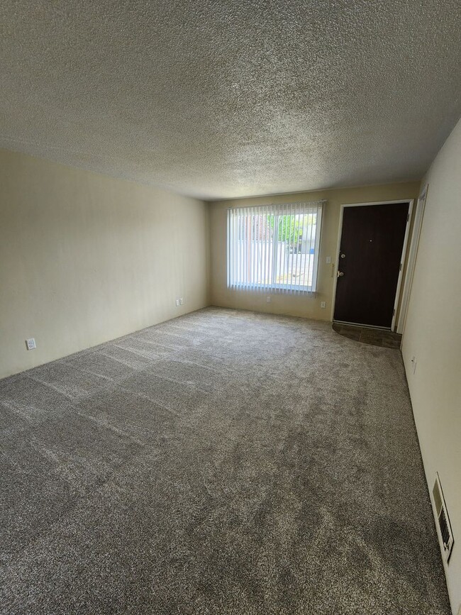 Photo - RENT SPECIAL! ~ Downtown 2BR/2BA Apartment Unit 1245-15