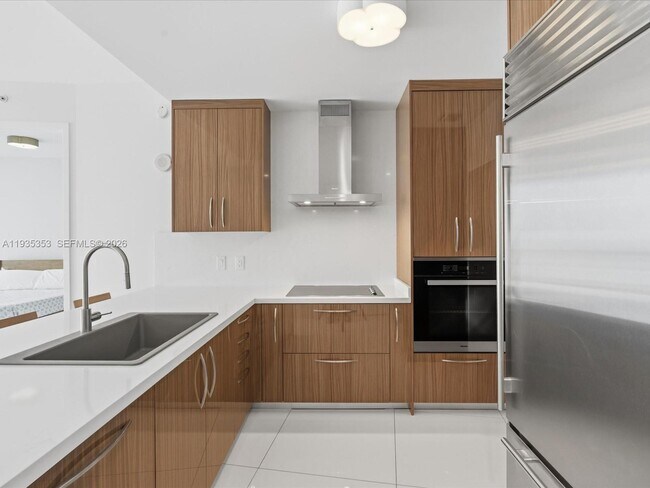Photo - 18201 Collins Ave Unit 5508