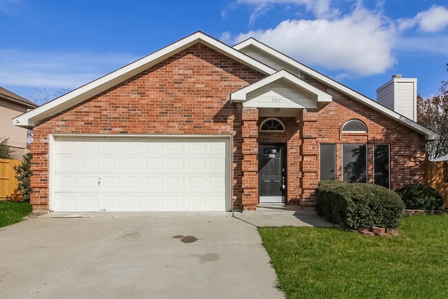 Photo - 7917 Val Verde Dr House