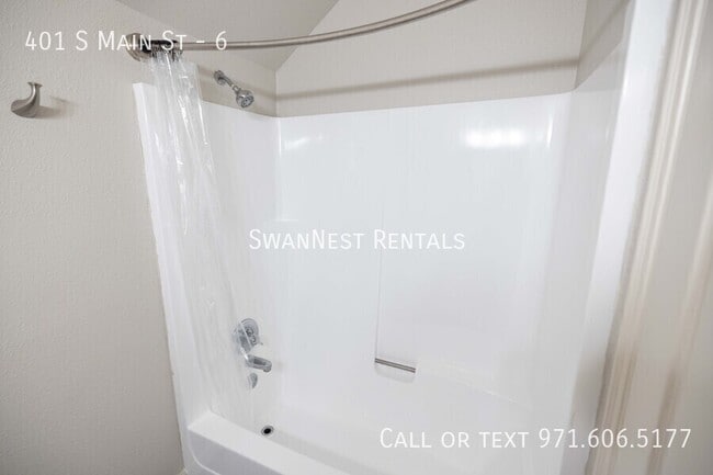 Photo - 401 S Main St Unidad 6