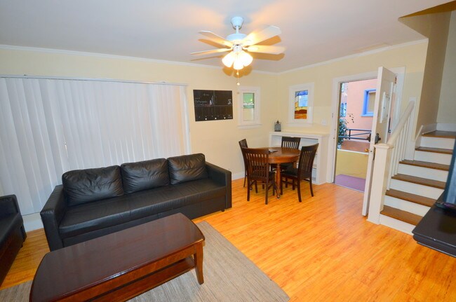 Photo - 1529 N Bronson Ave