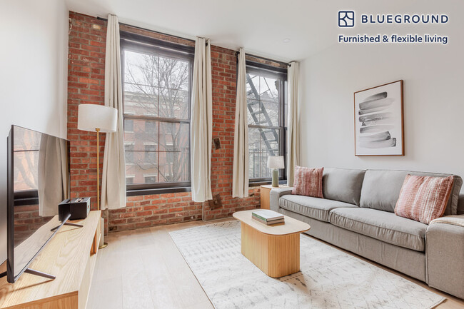 Building Photo - 10 St Marks Pl Rental