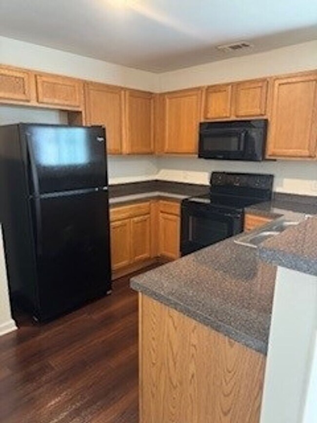 Photo - 6 Bearing Cir