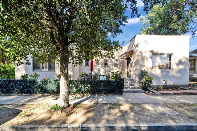 Photo - 1002 Hope St