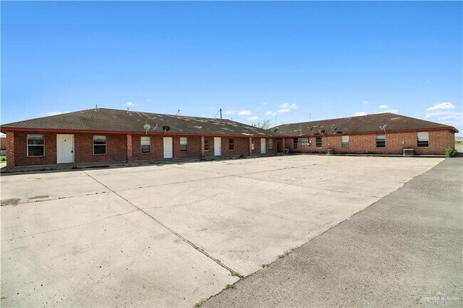 Photo - 608 N Bentsen Palm Dr Unit 35,35