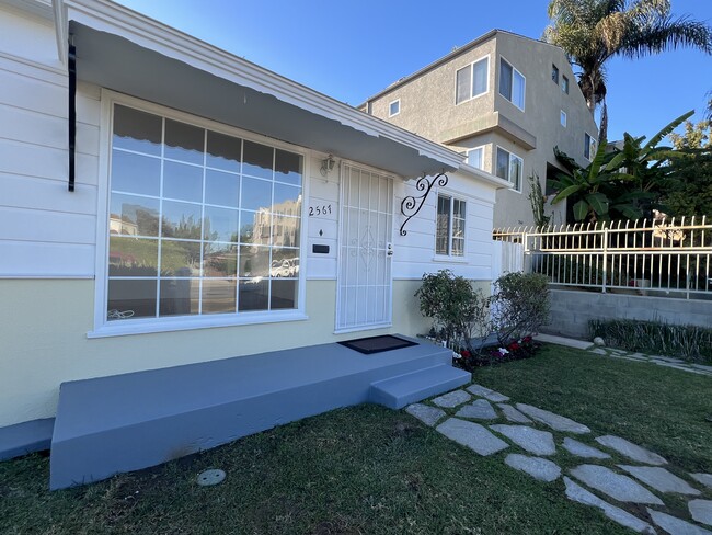 Photo - 2567 S Sepulveda Blvd Unidad 2567