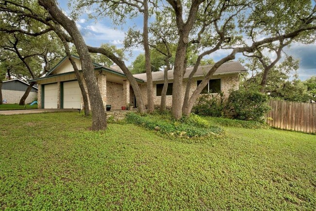 Photo - 2710 Deeringhill Dr