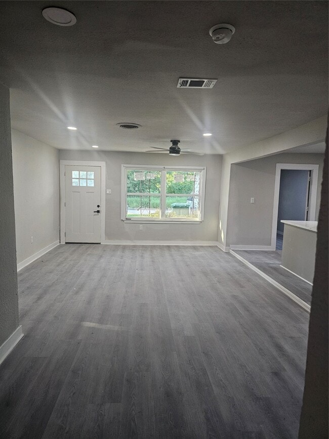 Photo - 6511 Beekman Rd