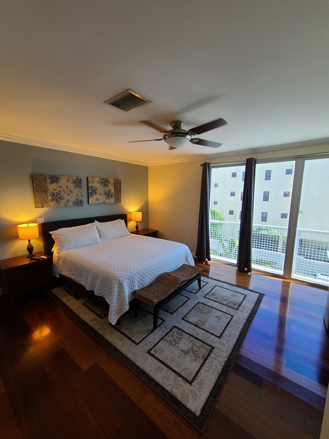 Main Bedroom - 6461 Indian Creek Dr Condo