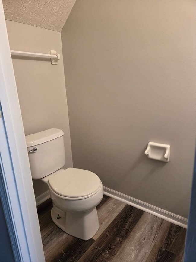Photo - 6696 Axtel Dr