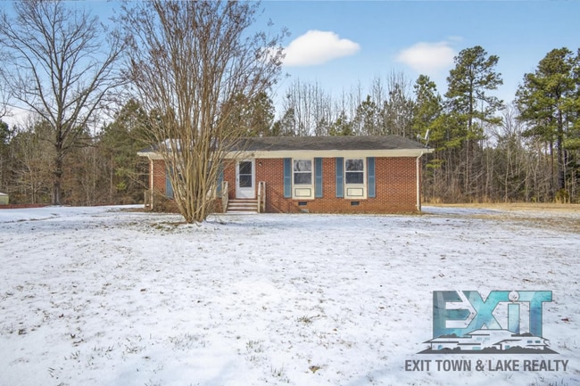 Photo - Cozy 3 Bed. 1 Bath Country Home