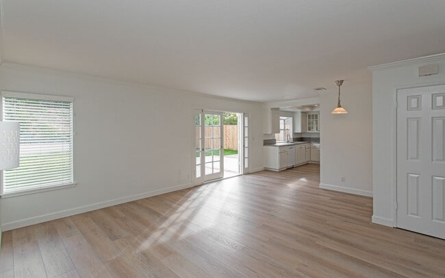 7960 Represa Cir