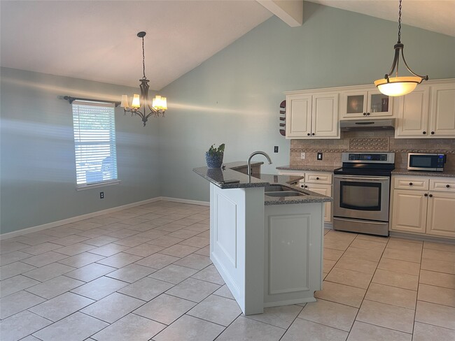 Photo - 9110 Dolphin Cir