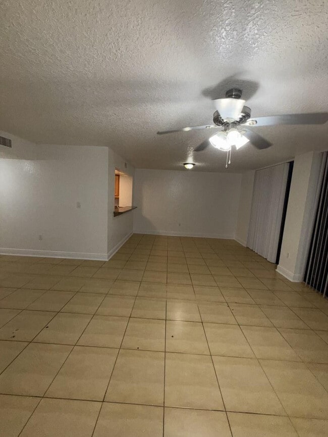 Photo - 8740 NW 40th St Unit 204