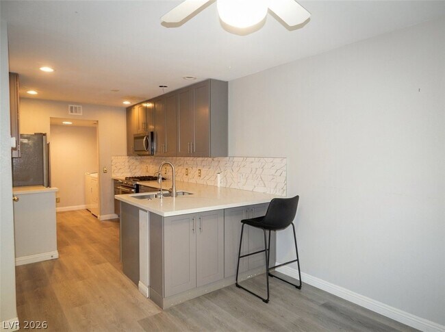 Photo - 2816 Briar Knoll Dr