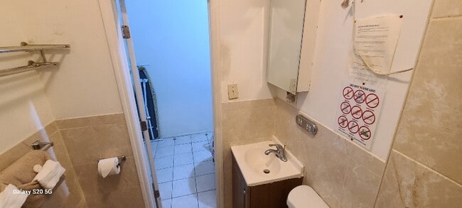 Photo - 524 Timpson Pl Unit apt#1