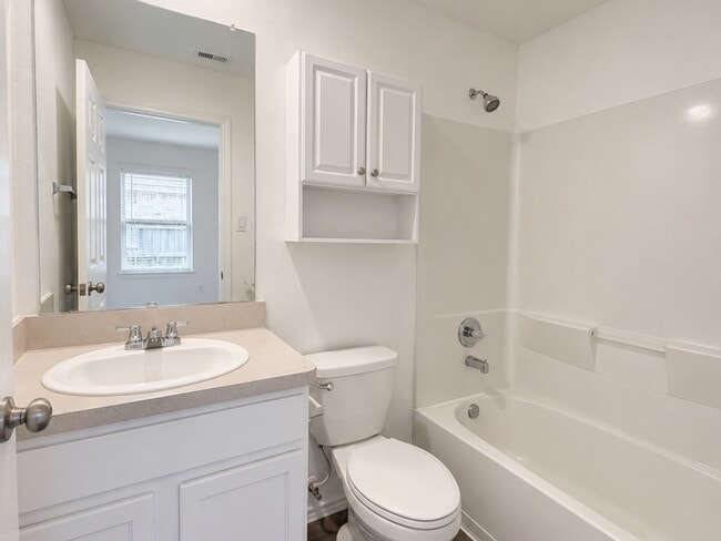 8734 Baywood Ct