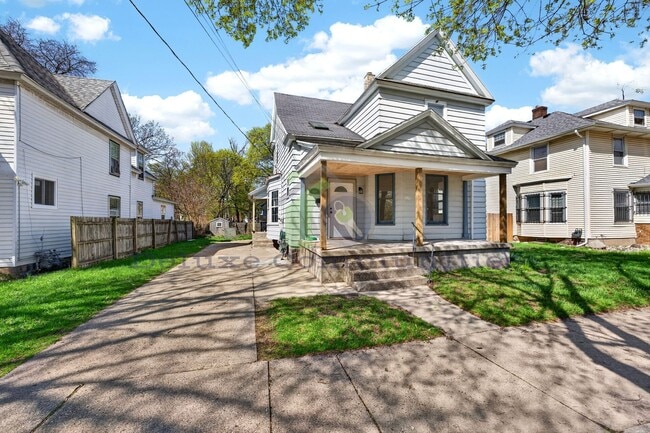 Photo - 851 Worden St SE Unit 2