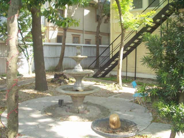 Photo - 213 Stratford St