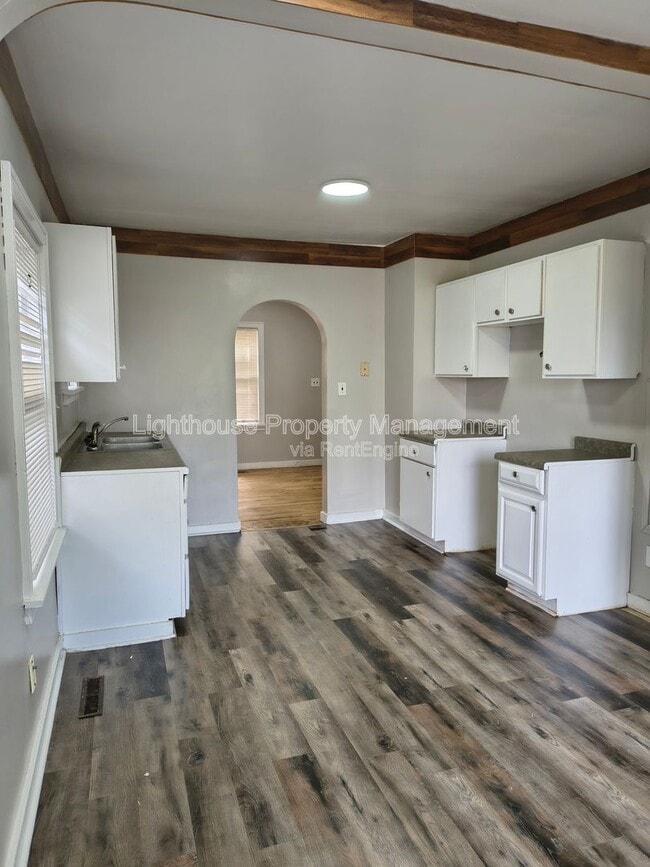 Photo - 3041 Lemuel St