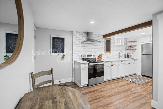 Photo - 3870 N Honeysuckle Dr