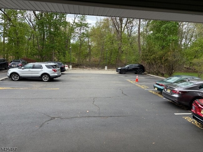 Photo - 167 Newark Pompton Turnpike