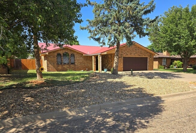 Photo - 808 Rosewood Dr