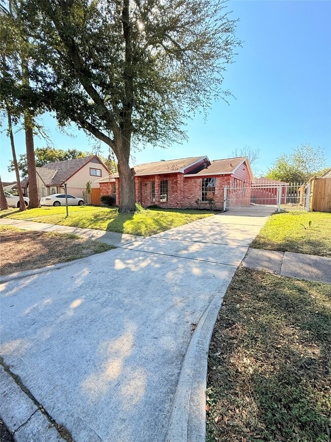 Photo - 12335 Huntington Field Dr