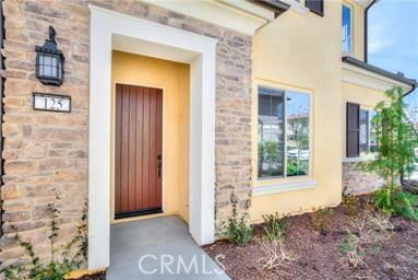 Building Photo - 125 Primrose Dr