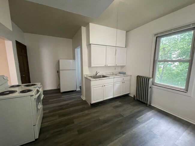 Photo - 61-63 Seymour Unit 63