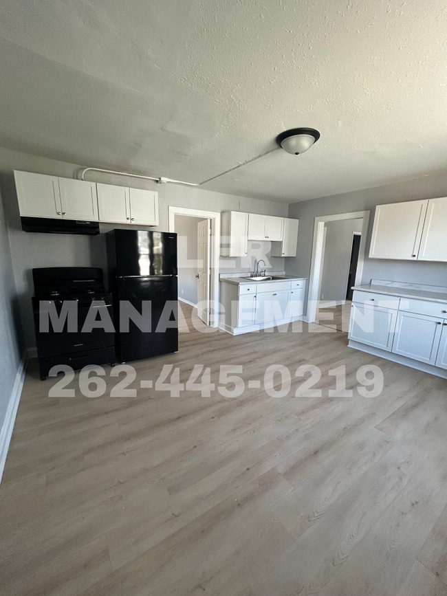 Building Photo - 1510 57th St Unit 2