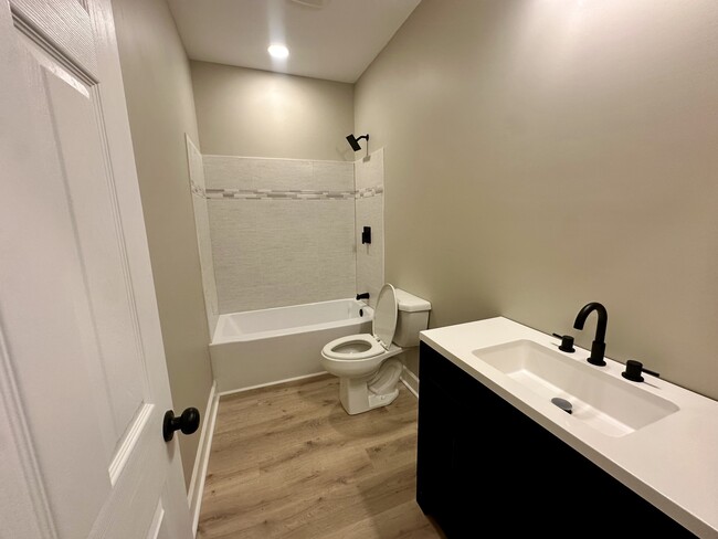 Photo - 232 Sylvan Rd