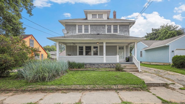Photo - 2116 Lafayette Ave NE