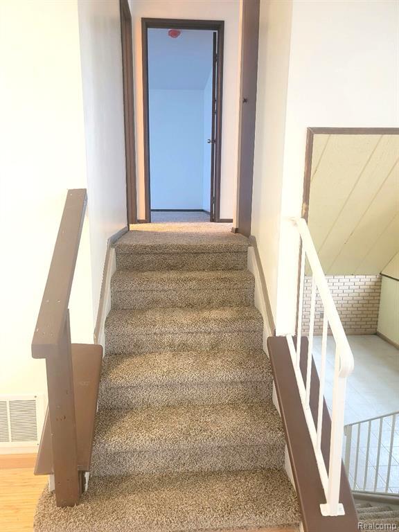 29063 Riveroak Dr Rental For Rent in Romulus, MI