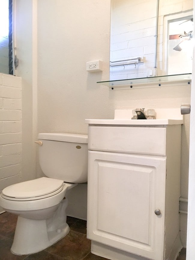 Photo - 264 Kaiulani Ave-Unit 14 Unit 14