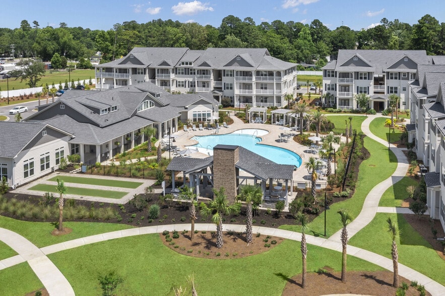 The Meadows at Burnside Farms apartments — community photo