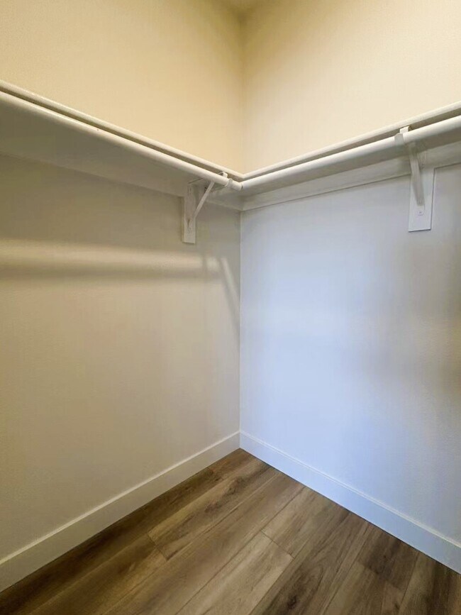 Photo - 2112 Fred Brown Dr