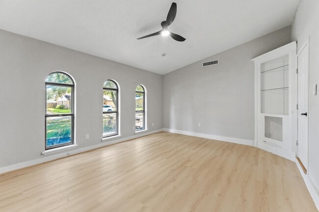 Photo - 3902 Marywood Dr