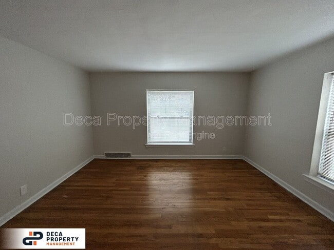 Photo - 6926 MacKenzie Rd Unit 2N