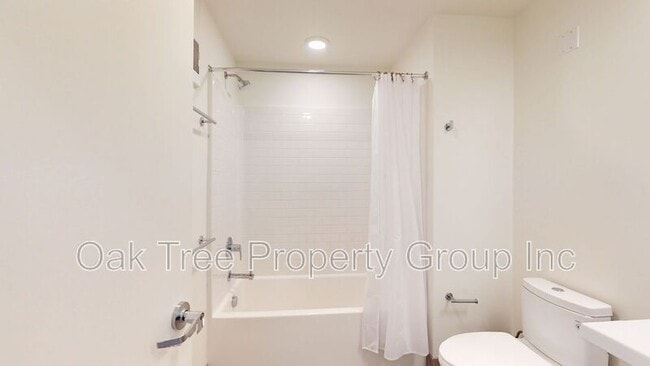 Photo - 532 Union St