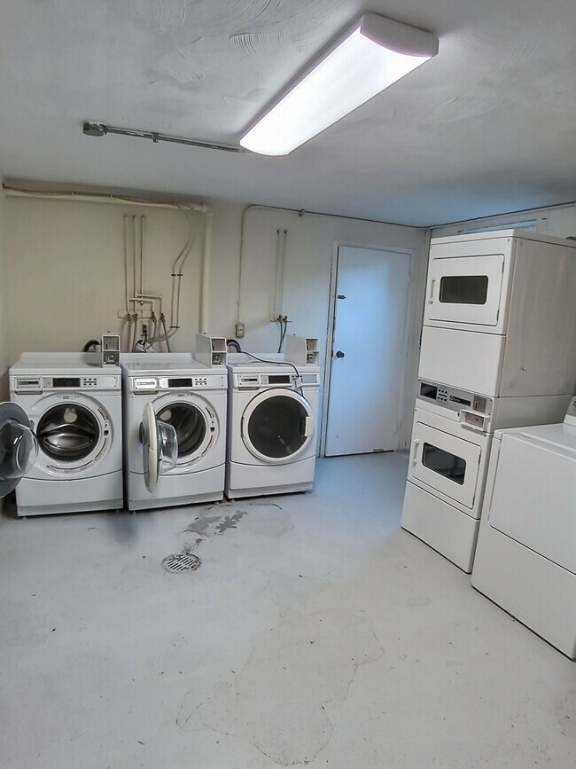 Photo - 269 Kent St Unit 12