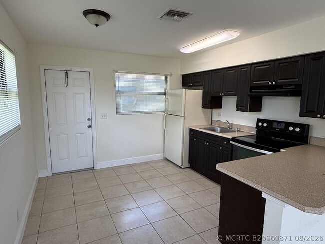 2820 Avenue S Unit A1